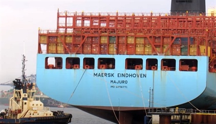 Další stovky kontejnerů v severním Pacifiku