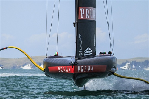 Luna Rossa do souboje o Americký pohár