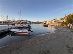 Stojí Loutra na Kythnosu za návštěvu?