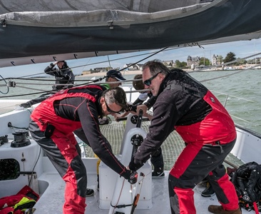 První a poslední hlavní